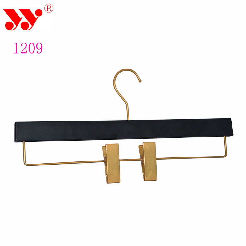high quality fashion pants hanger wih clips for adult