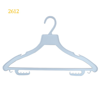 Plastic Material Best Price White/Black T-shirts Hanger Garment Hangers